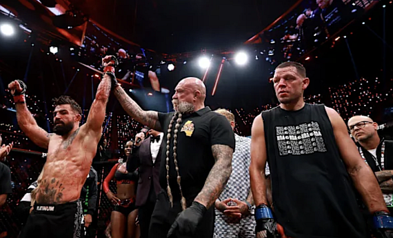 Dustin Poirier Nate Diaz'in Mike Perry ile Performansını Eleştiriyor