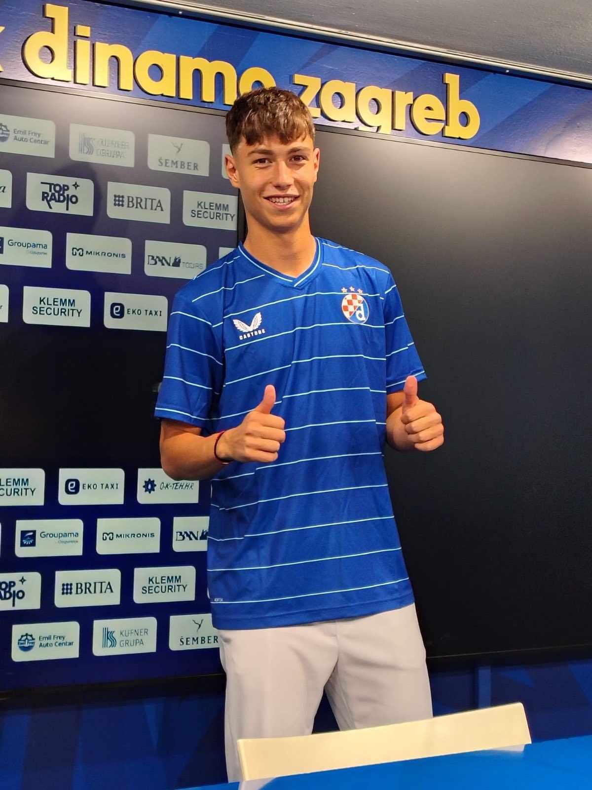 Bulgar Gençlik Dinamo Zagreb'ı Hırvatistan Gençlik Kupası'nda Zaferlere Sahiplik Etti