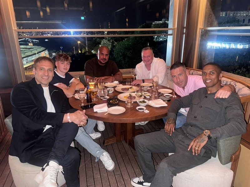 Stiliyan Petrov, İstانبول'daki Avrupa Kupası Finali'nde Aston Villa'ya katılıyor