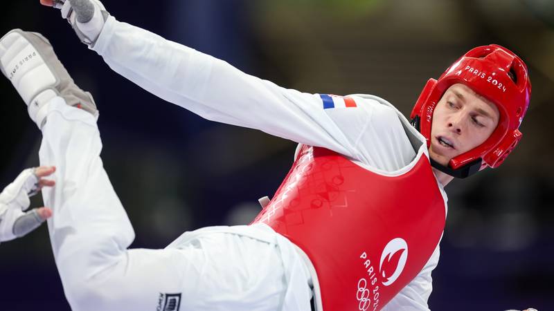 Hırvatistan Avrupa Taekwondo Şampiyonası'nda İki Bronz ve Bir Gümüş Eldiven