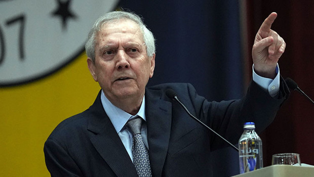 Aziz Yıldırım: 'Futbol akıl hücresi, Fenerbahçe’yi bilen sporculardan oluşacak!'