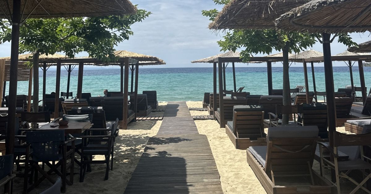 Sırp kız bebek arabasını durdurdu, ebeveynler kahramanı arıyor