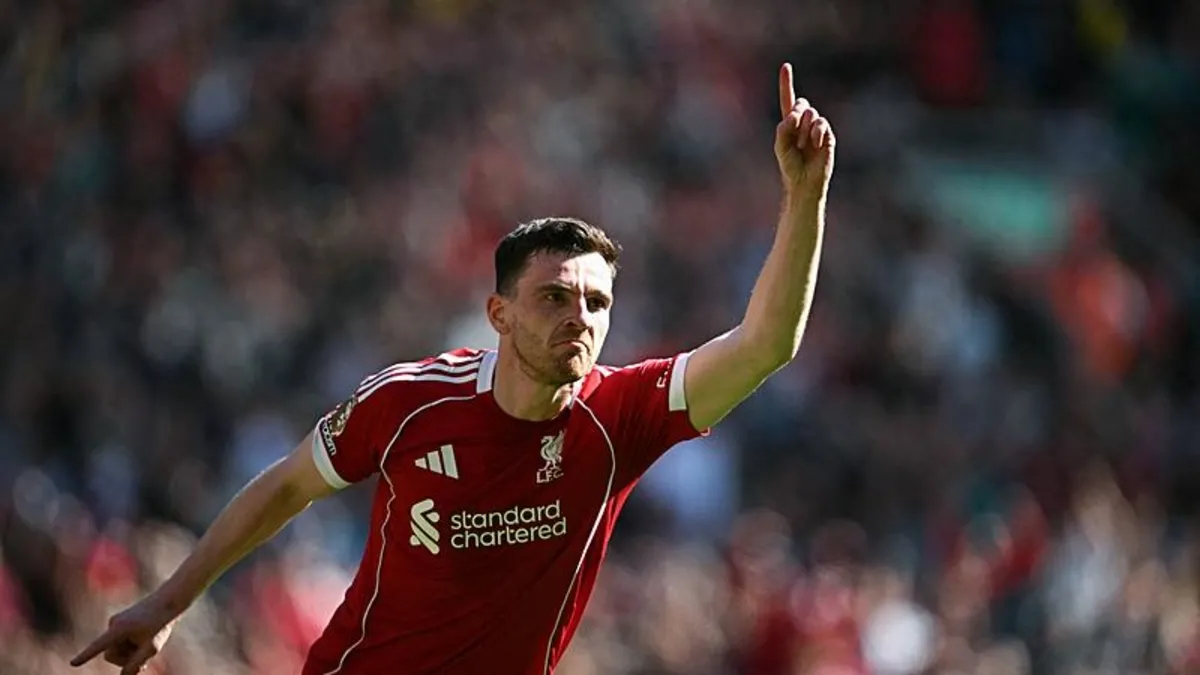 Fenerbahçe Liverpool'nın Yıldızı Robertson'un İddiasına Yakın