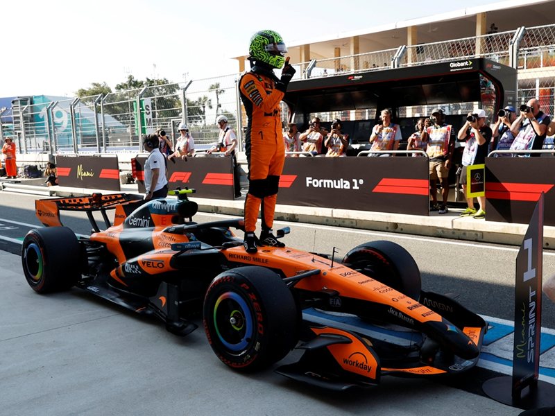 Lando Norris Mıami Sprint Sıralamasında Kazanan