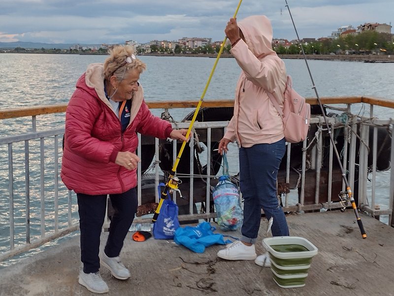 Pomorie'de Safri Kazı ile Yüzmüş Balıkçılar (Fotoğraflar, Video)