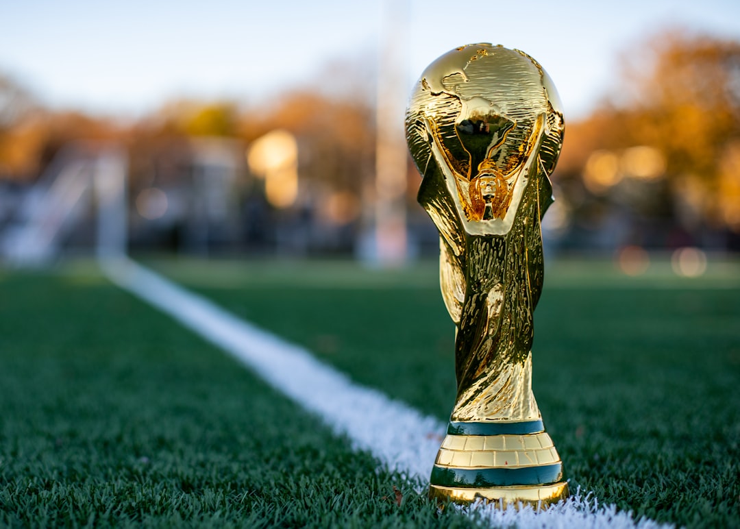 2026'ya Yolculuk: Genişletilen FIFA Dünya Kupası Formatı Küresel Futbolu ve Balkan Elemelerini Nasıl Şekillendiriyor