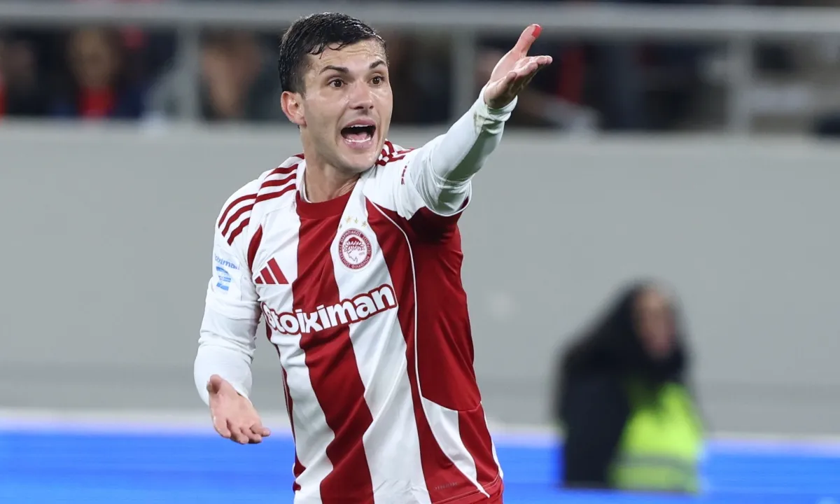 Streftsa'ya İkinci Fırsat mı, Ama Mertesacker Onun Yerini Alacak mı?