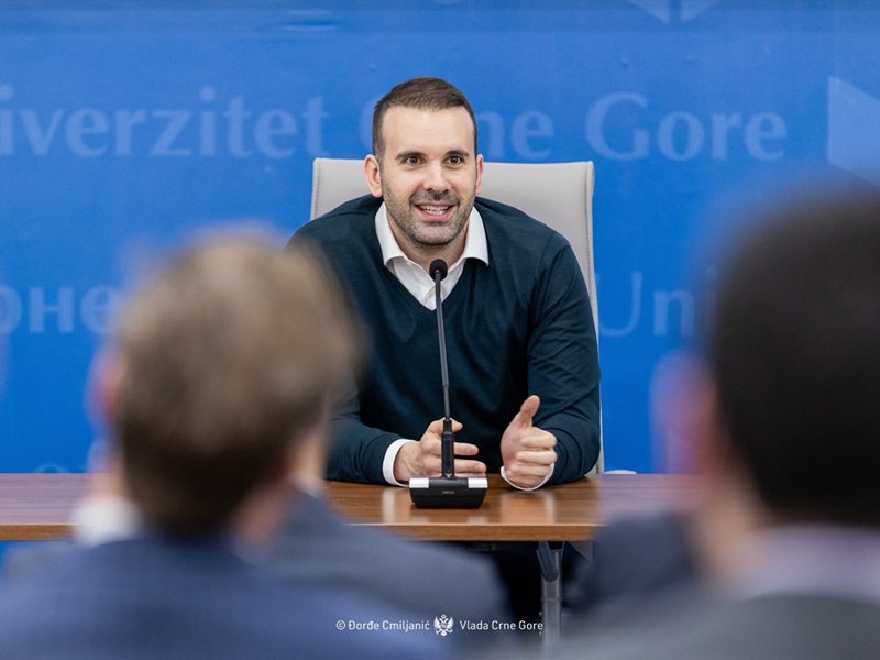 Karadağ Yerel Sütün Fazlasını Komşu Ülkelere İhrac Edecek