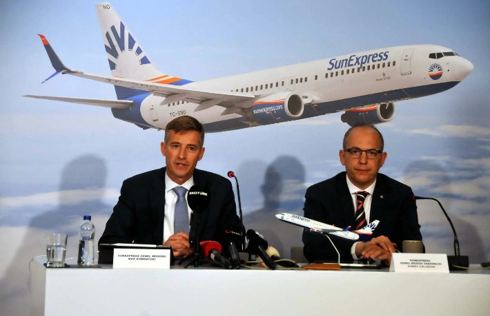 SunExpress 52 Bin Koltuk İptal Etti: İngiliz Turist Pazarı Uyar