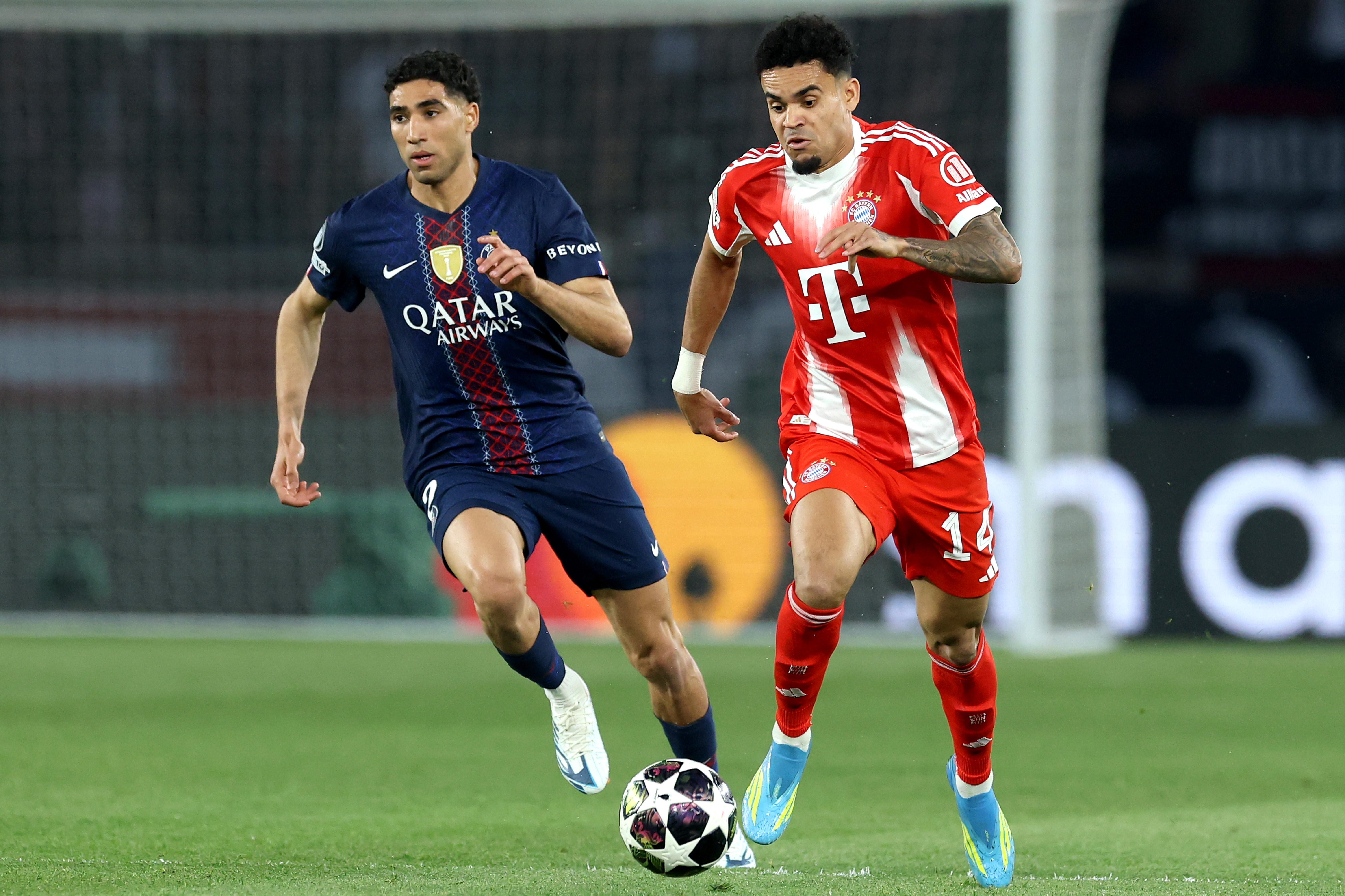 Paris Saint-Germain Hakimi'yi Kaçırırken, Dört Defans ile Karşı Karşıya
