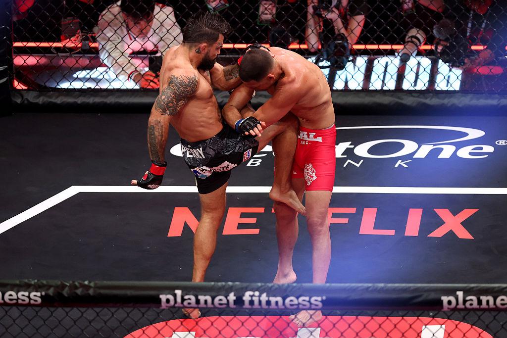 Mike Perry Nate Diaz'i Kaliforniya'daki MMA Muharebesinde Brutal Zafer kazandı