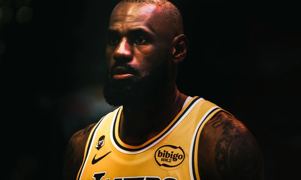 LeBron James 300 Playoff Oyunu Marşını Aştı