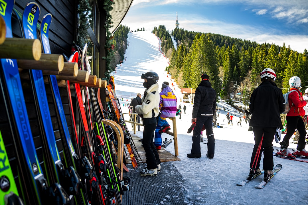 Pamporovo ve Borovets: Bulgaristan'ın Aile Dostu Kayak Merkezleri