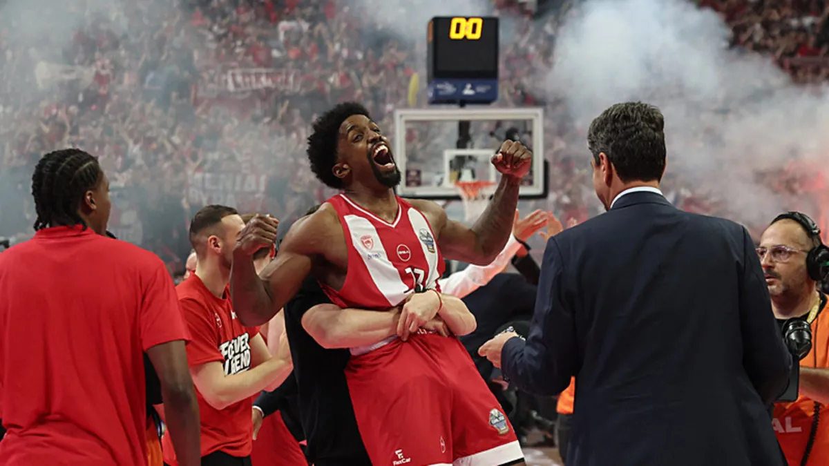Olympiacos, Real Madrid'i 92-85 yenerek EuroLeague şampiyonu oldu