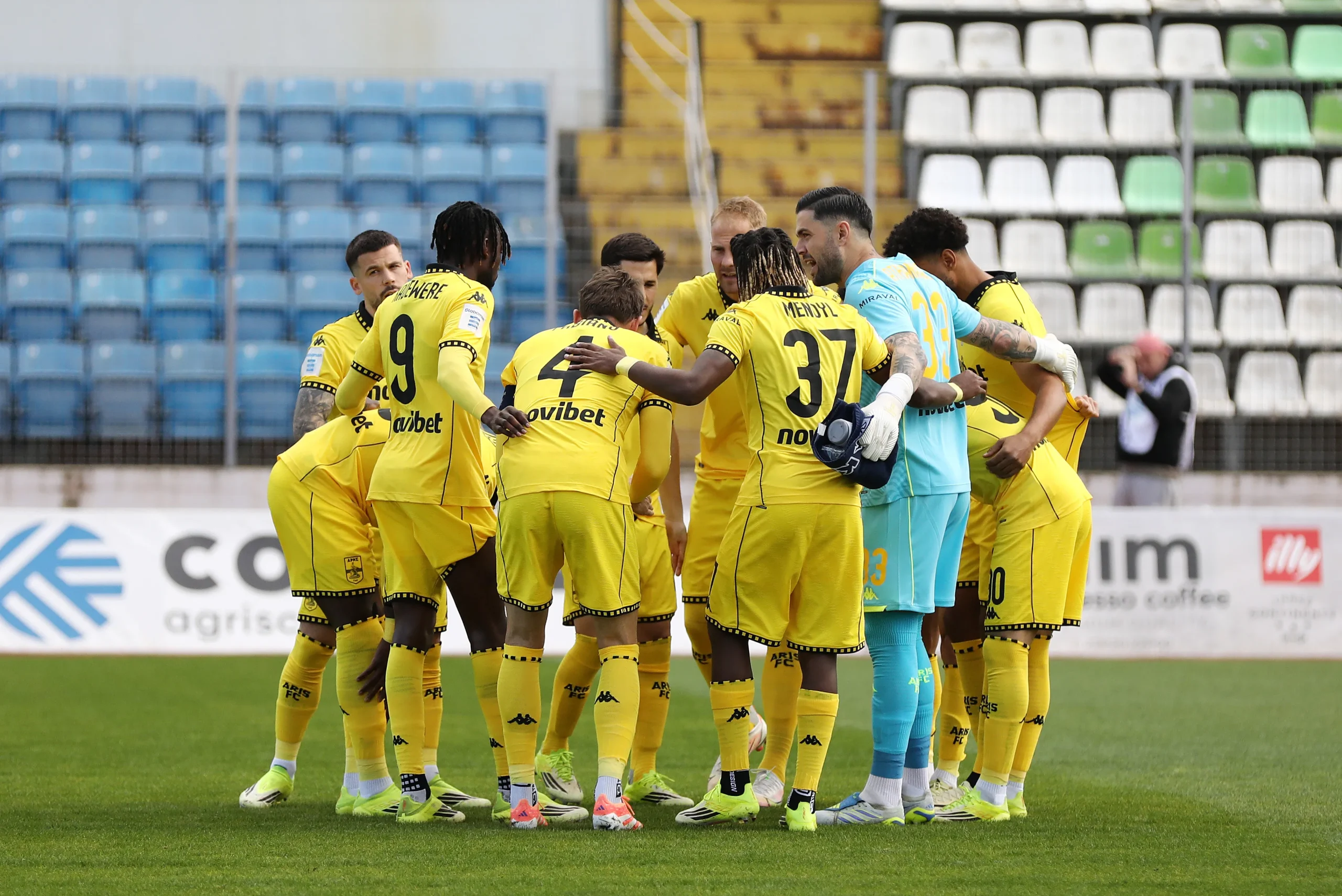 Ares FC'de Dört Yunan Oyuncu Sezoni Sonlandırdı