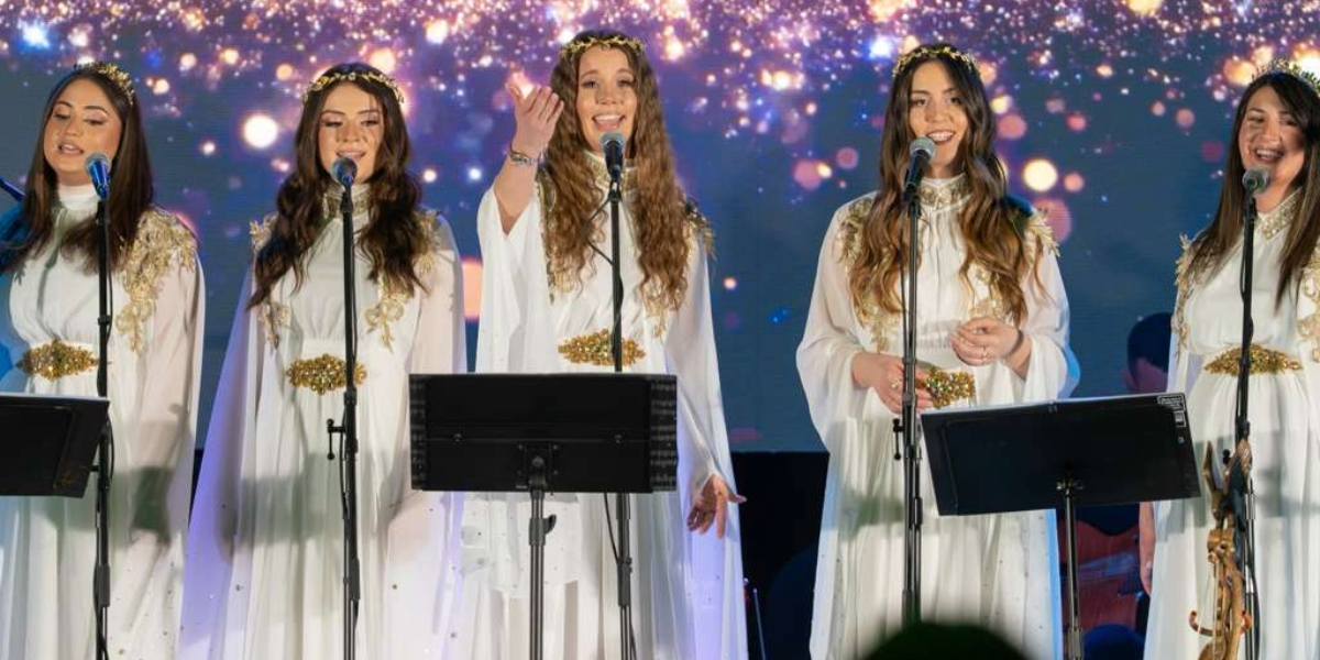 Sırp Geleneği Chicago'da: Andrijana Ilić ve "Zlatni vez" Diasporada Duygu Çeviriyor