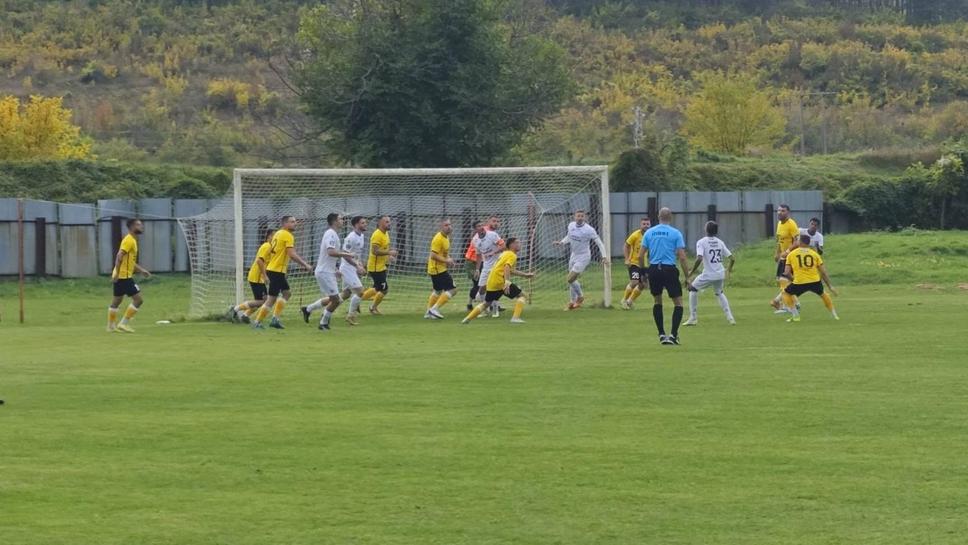 Hicks Kaspichan Mağlubiyetinde Altı Gol ve İki Asist Kaydeder