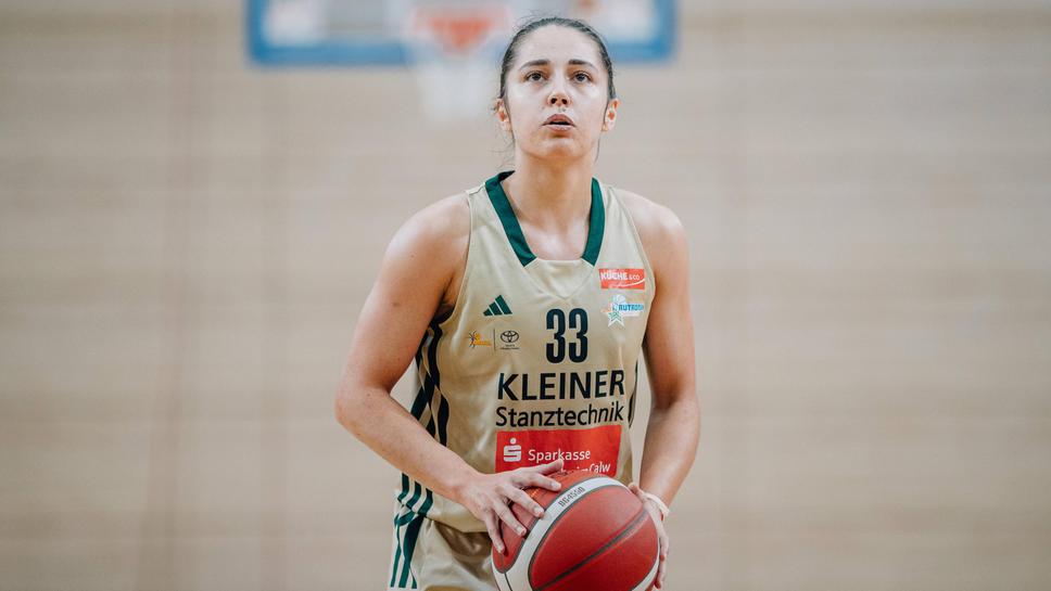 Ulusal Oyuncu Karina Konstantinova ve Keltern Takımı Alman Şampiyonasını Kazandı