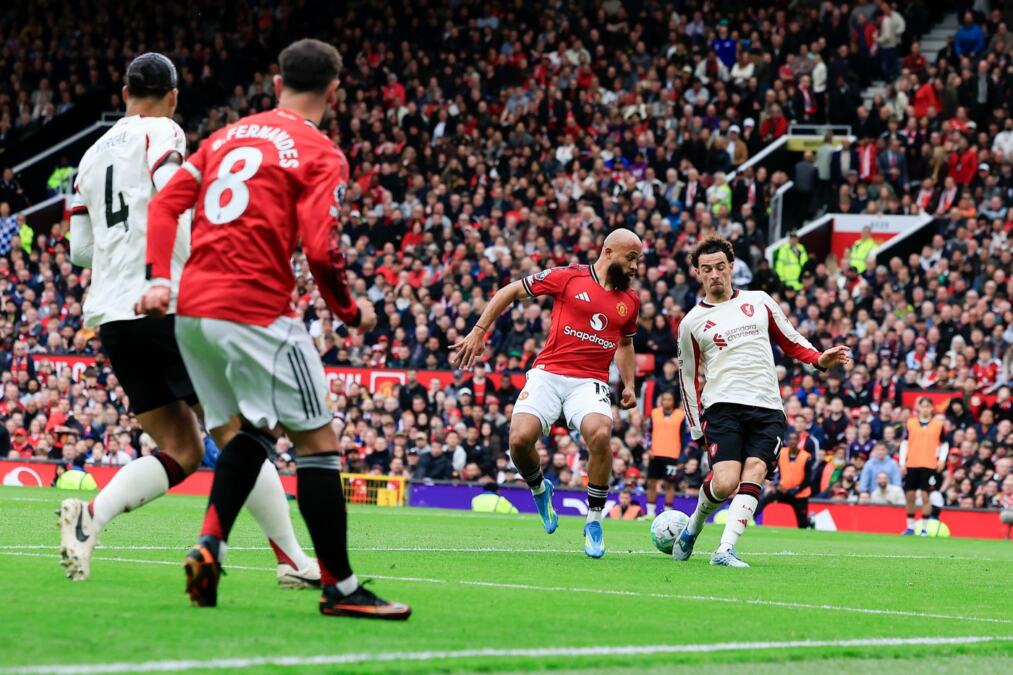 Mançester United'un Nottingham Forest'a ikinci golu iptal edilmeliydi