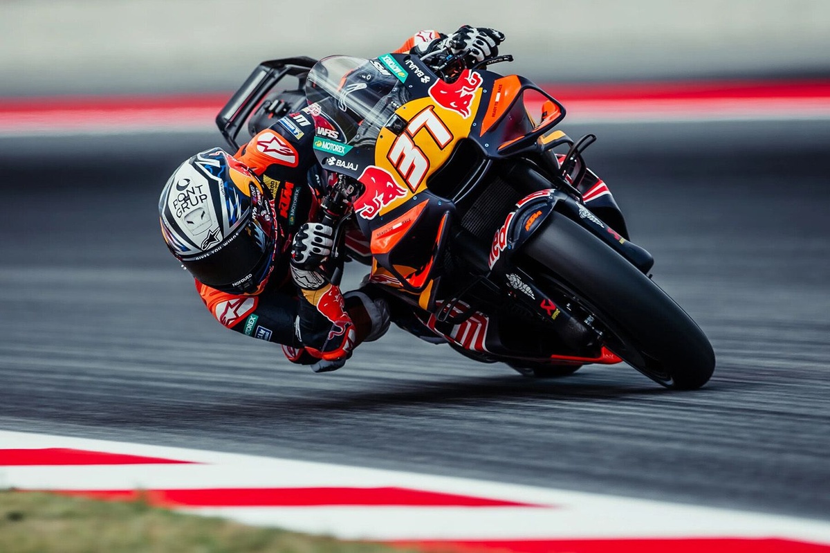 Acosta, Yağmurla Kesilen MotoGP Barcelona Testinde En Hızlı
