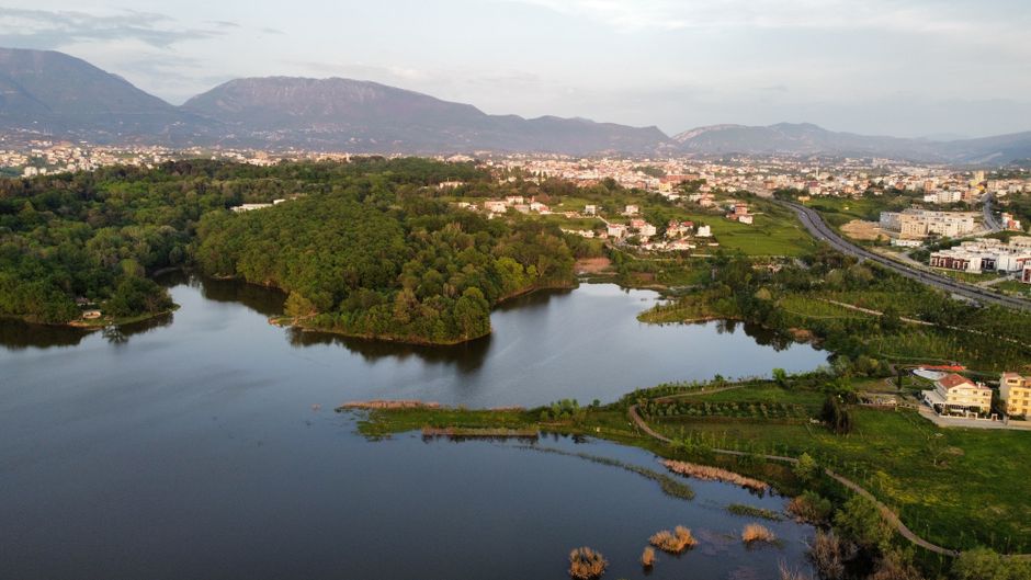 Yunanistan'da Kiev Arama Dalgalanması: Tepenin Arkasında Ne Var ve Neden Önemli