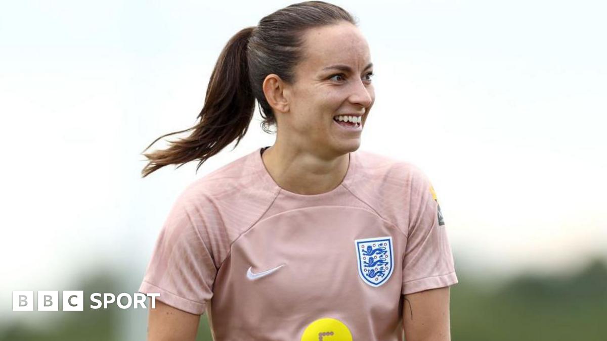 Lucy Staniforth Futboldan Emekli Olma Kararında Huzuru Buldu