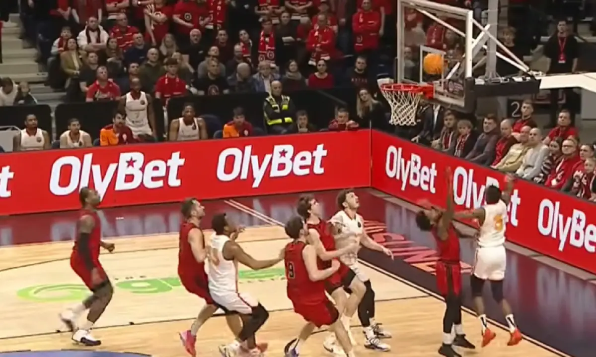 McCollum Olimpiakos ve Final Fourda OAKA'da