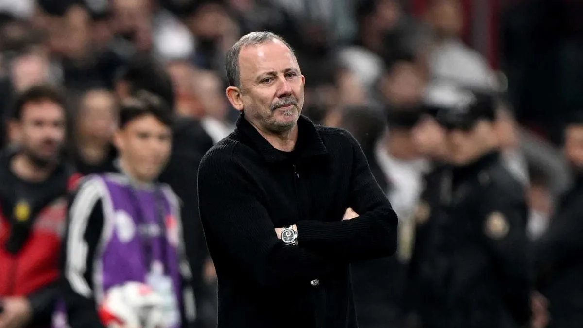 Beşiktaş'ta Sergen Yalçın'un Geleceği Belirsiz!