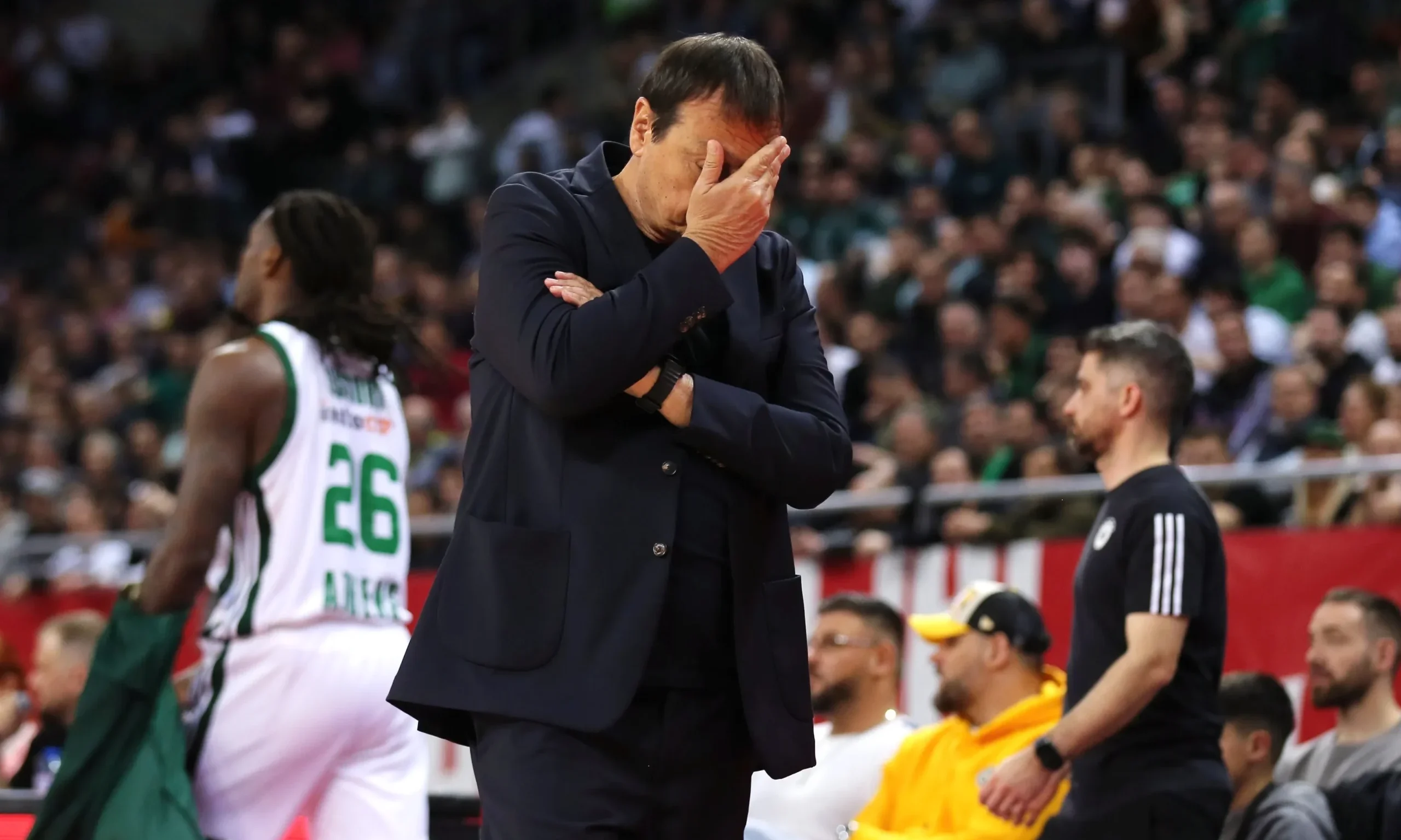 Ataman'ın Panathinaikos'ta Kalmasının Tek Yolu Olimpiakos'a Bağlı