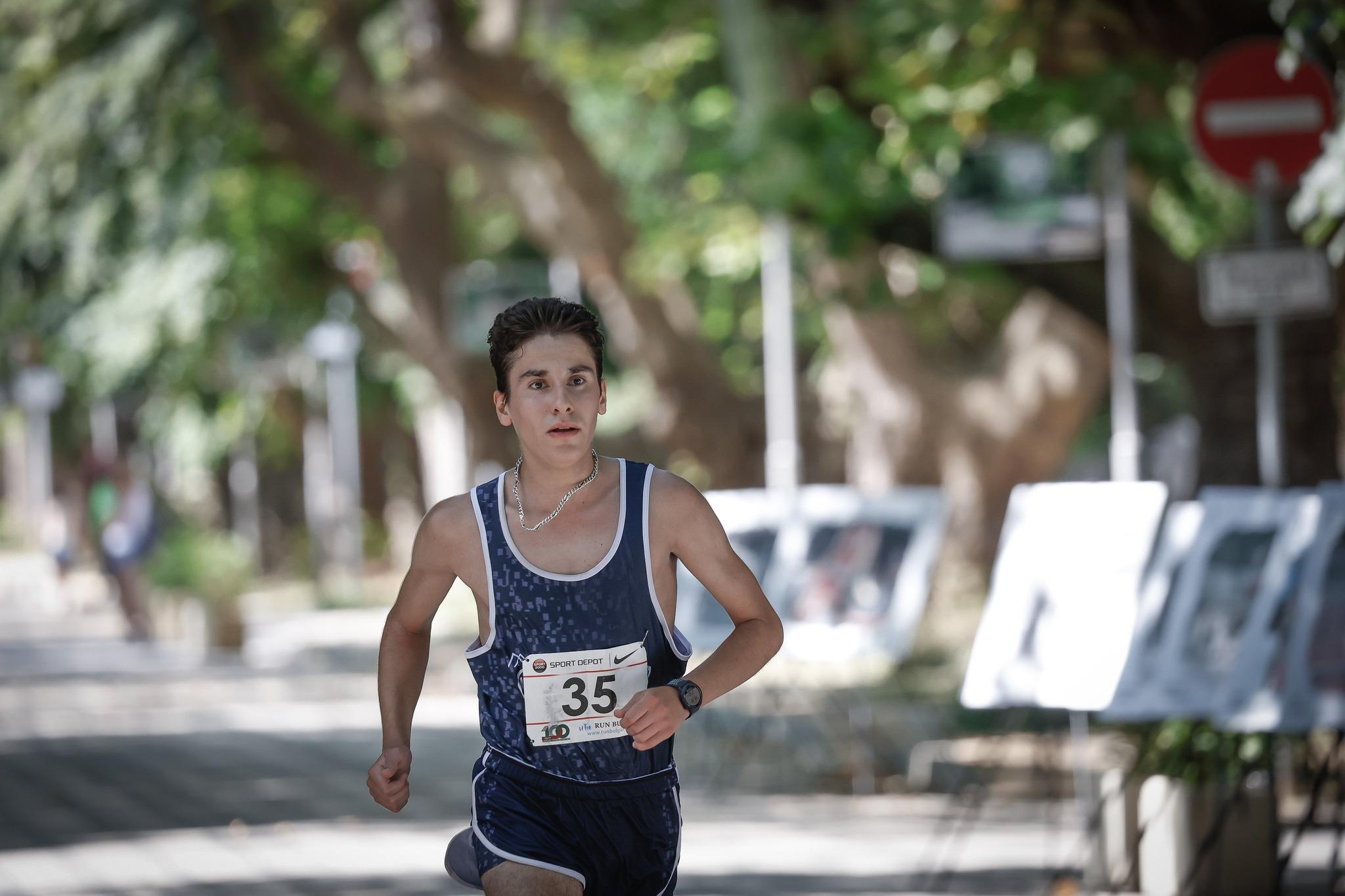 Nikolay Kaufman Varna Yarı Maratonu'nu Kazandı