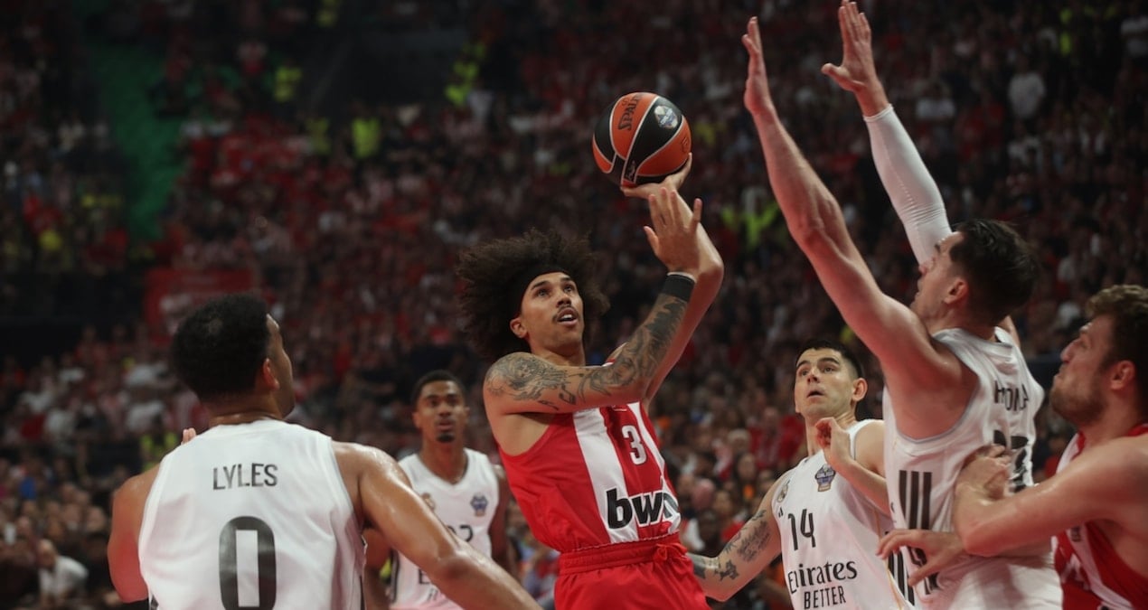 Olympiacos 13 yıllık şampiyonluk özlemine son verdi, EuroLeague şampiyonu oldu