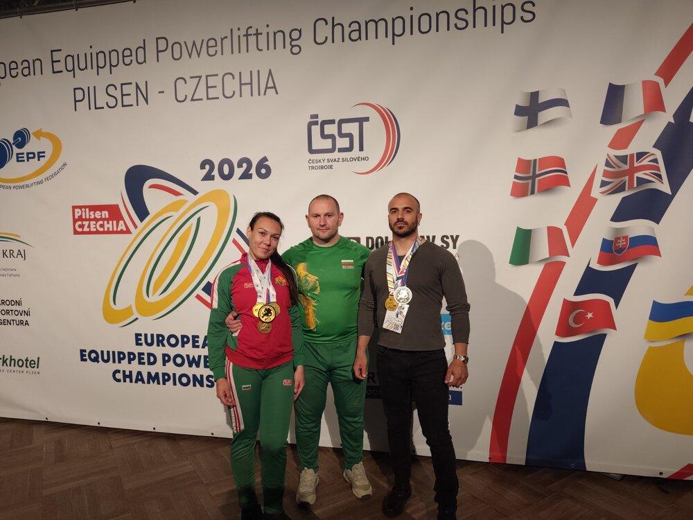 Radostina Luлova, Avrupa Ekipli Power Triathlon Şampiyonası'nda Altın Madalya Kazanır