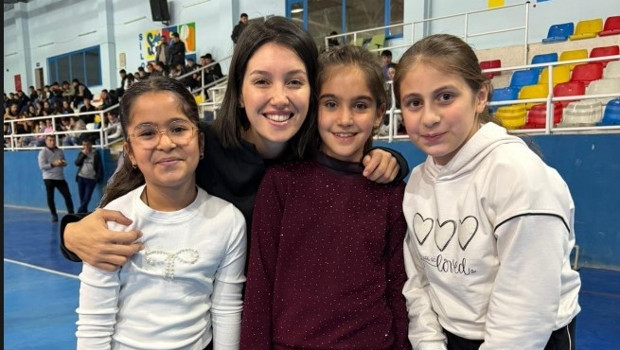Tenis Kortları Anadolu'ya Umut Köprüsü