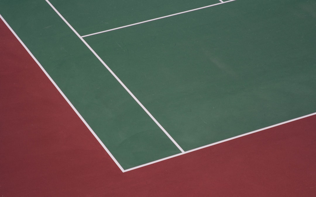 Zor ve Zafer: Balkan Tenis Yıldızları Beton Kortlardan Dünyaya Nasıl Hakim Oldu