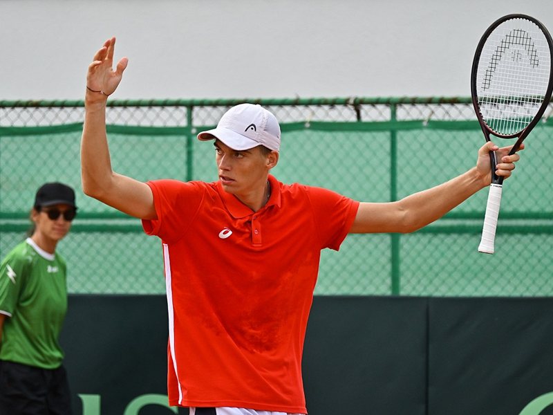 Bulgar Tenisçi Nesterov İtalya'da Finalde