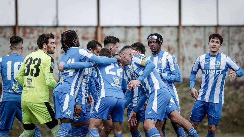 Dunav (Ruse) Destek Altına Alınıyor: Taraftarlar ve Eski Futbolcular Birleşti