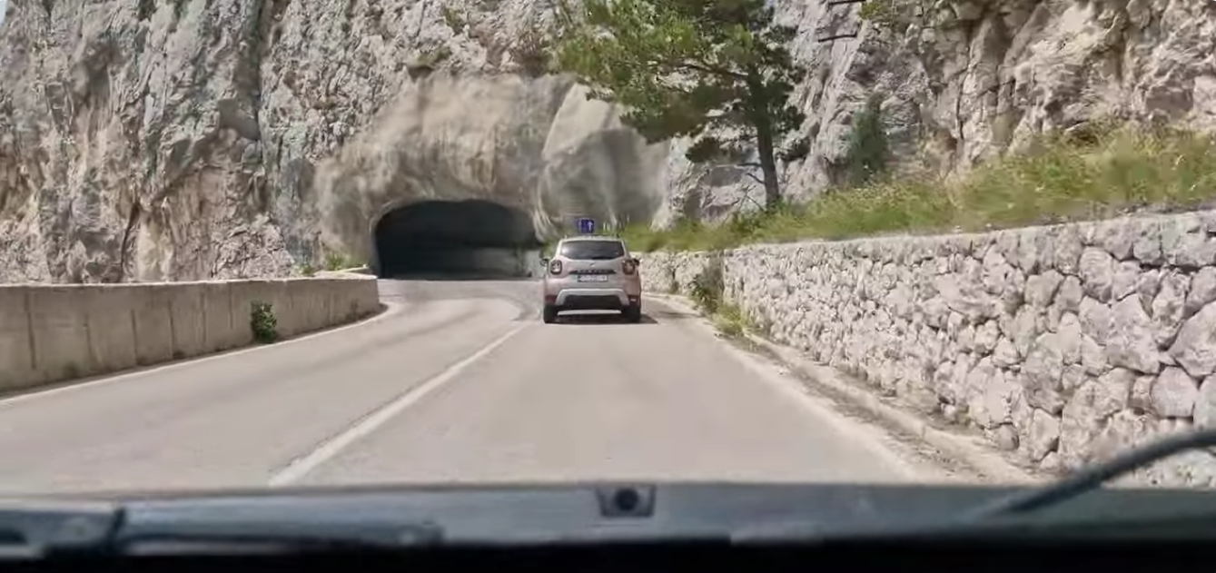 Unutulan Kroat Tuneli Dalmaçya'nın Merkezinde