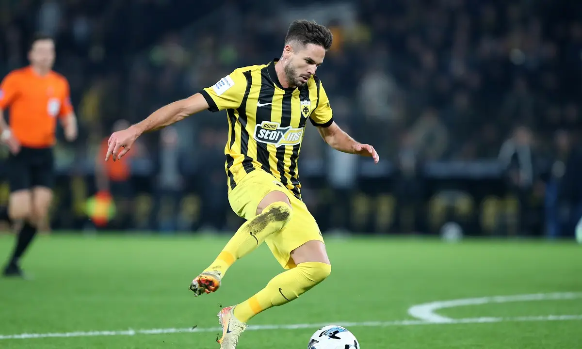 AEK: Gatsinovit "evet" uzatma, "hayır" tek yıl sözleşmelerine!