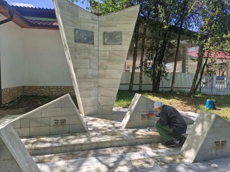 Pavlikeni'deki April Ay İsyanı 150. Yılı Kutlamaları İçin Tazelenen Anıt-Türbe