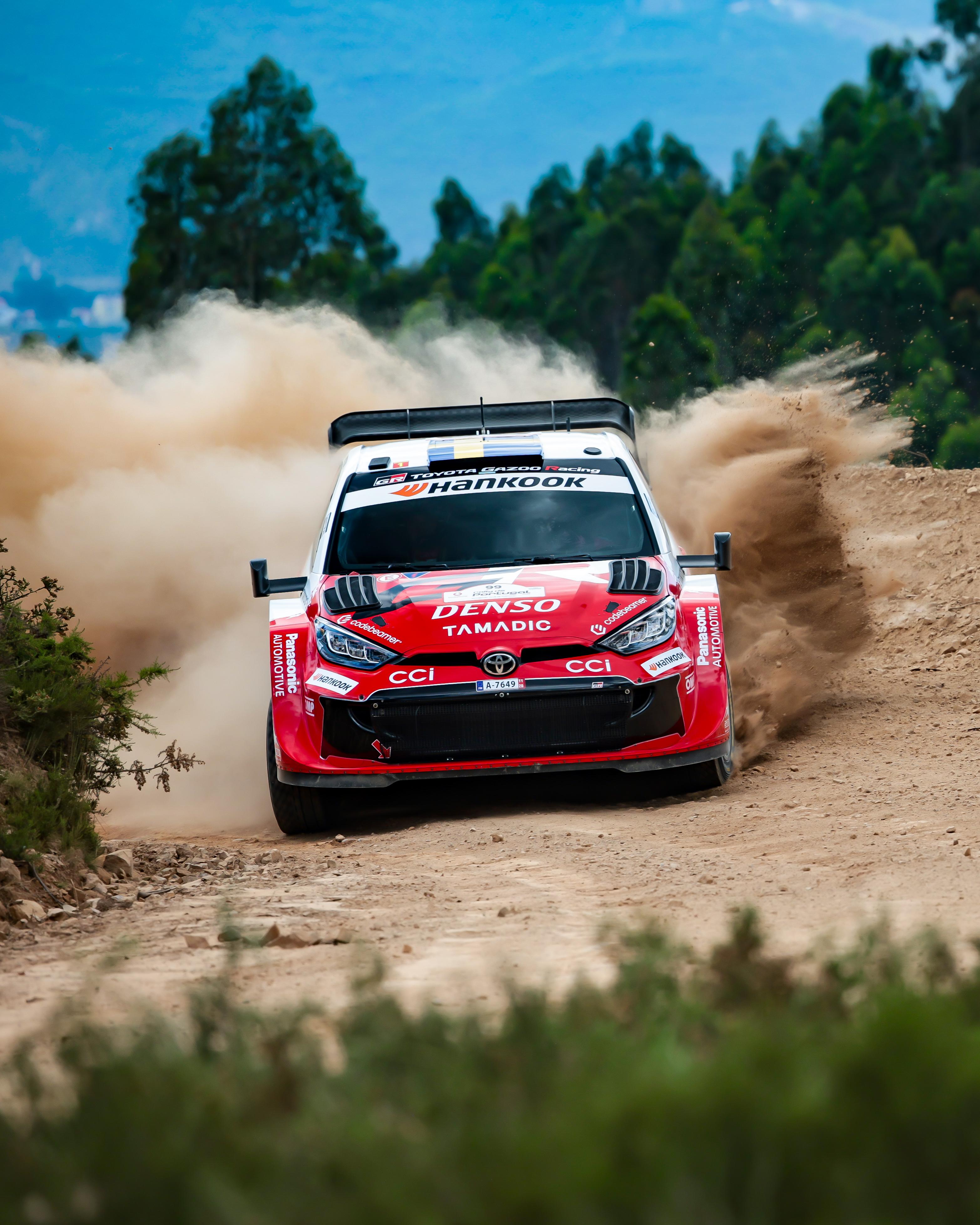 Oliver Solberg, Portugal Ralli'sinin İlk Üç Etabı Sonrasında Liderlik Sırasında