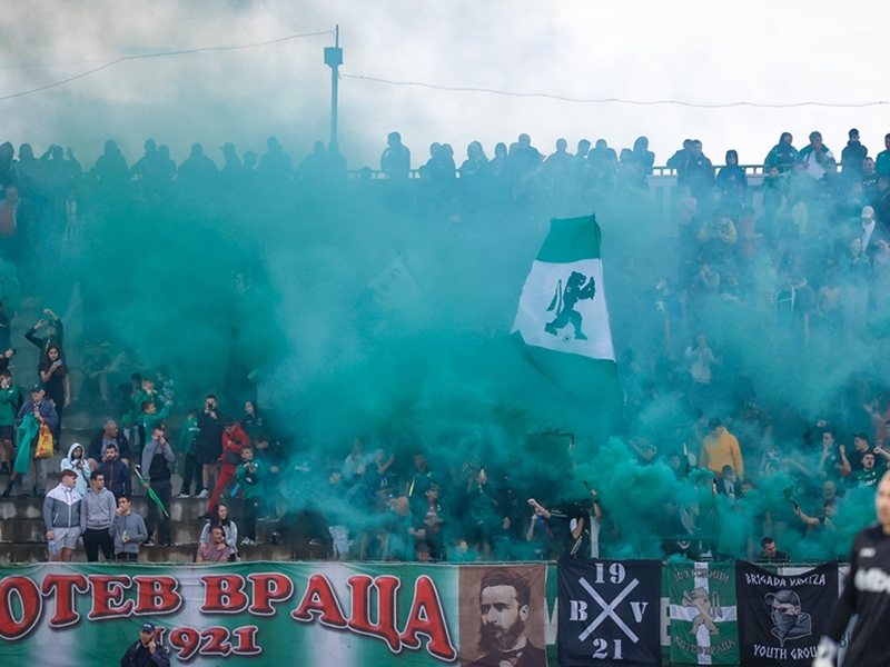 "Botew" (Vratsa) 2-1 Mağlup Ettik "Spartak" (Varna), Varna Hala Mücadele Ediyor