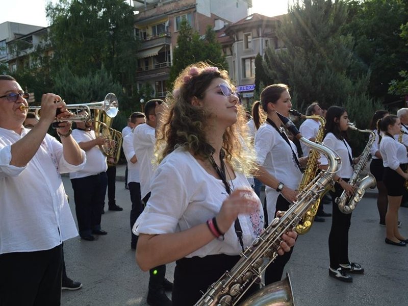 19. Uluslararası Diko Iliev Bando Festivali Montana'yı Canlamlıyor