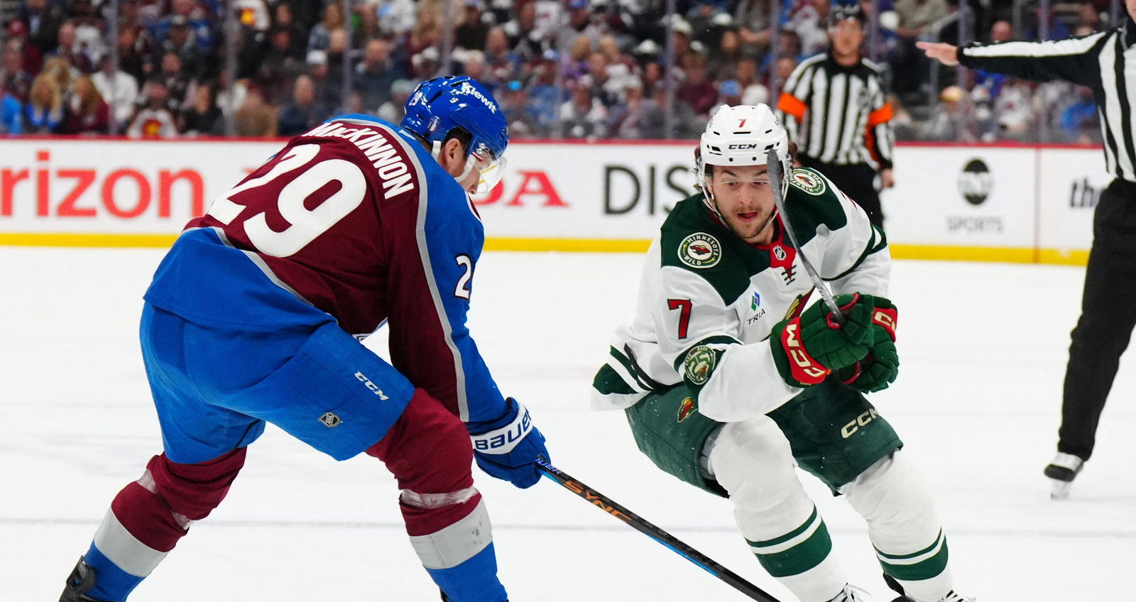 NHL Playoffları: Seri Sonuçları, En İyi Skorerler ve 5 Mayıs Takvim