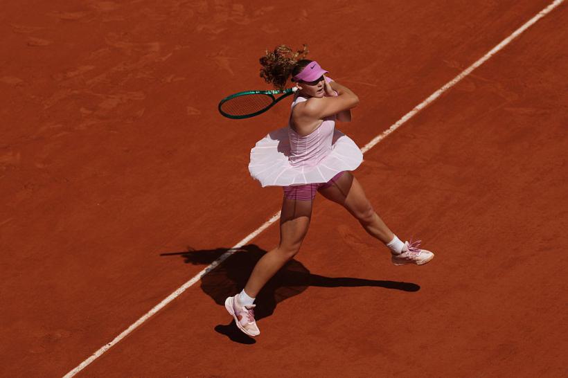 Andreeva Paris'i Fethetti! 19 Yaşındaki Tenisçi Roland Garros'ta İlk Grand Slam Şampiyonluğunu Kazandı