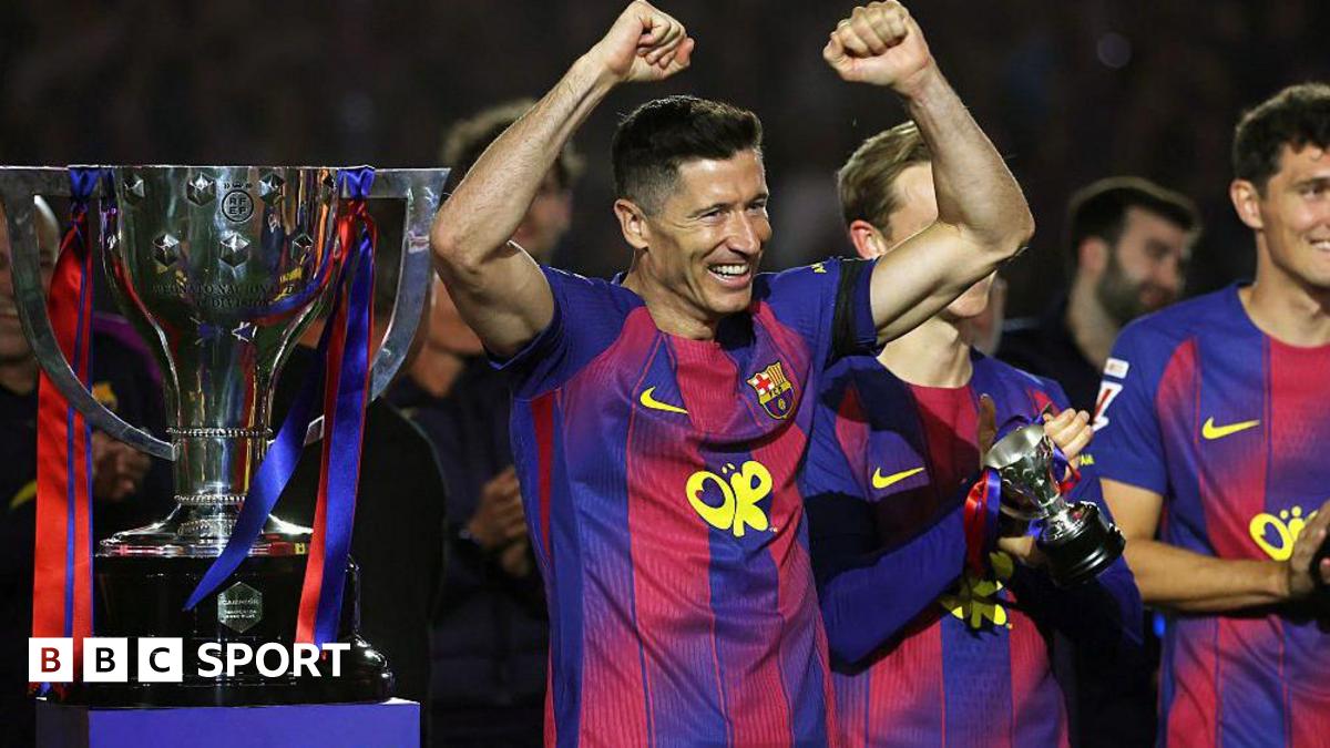 Lewandowski Barcelonadan "Görev Tamamlandı" Deyerek ayrılacak