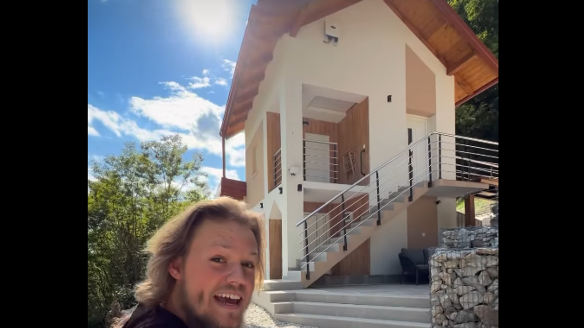 Amerikalı 5.000 Euro'da Hırvatistan'da Bir Ev Yeniledi, Şimdi Same Sokakta Üç Mülkiyeti Var