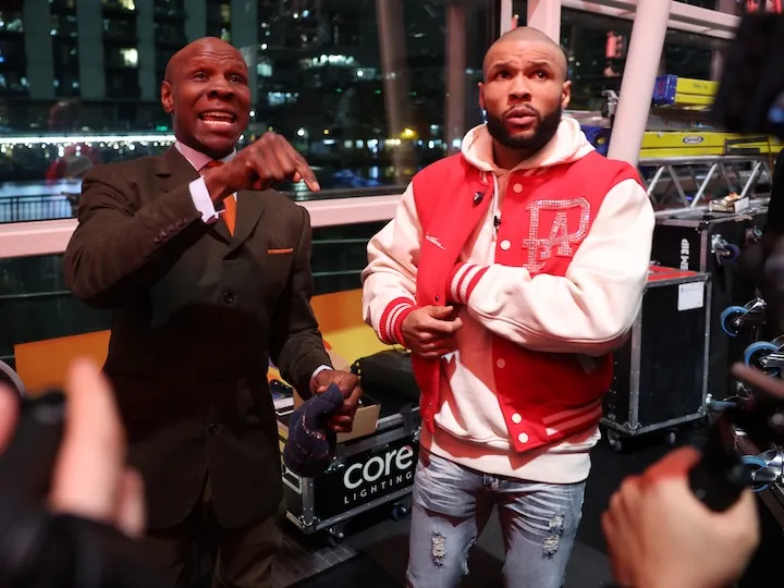 Chris Eubank Senior Chris Eubank Junior Hakkında: "O Tükenmiş, O Yorgun... Box Yıkıcı"