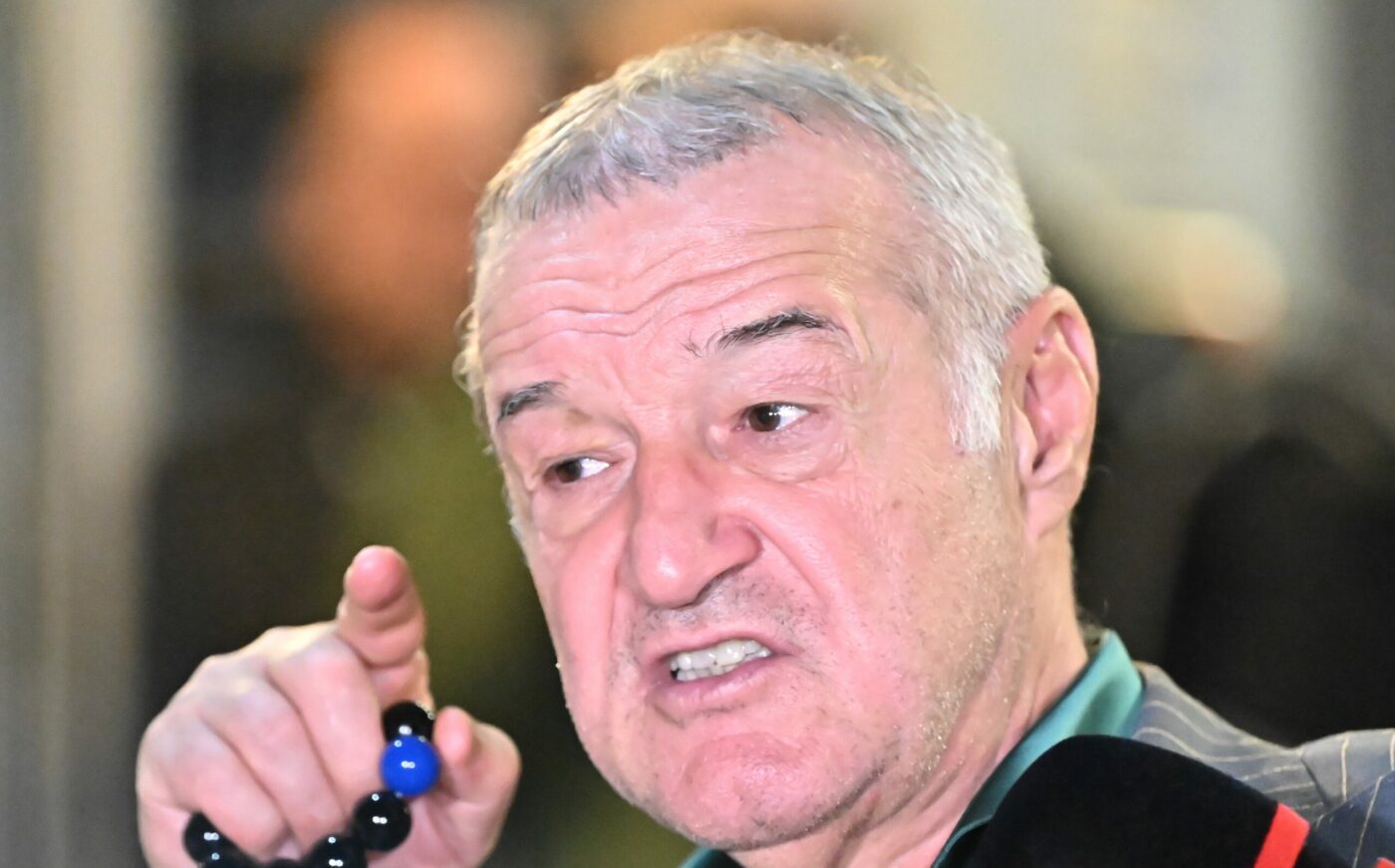 Becali'nin 2 M€ Pişmanlığı: Politic "Sakatlık Yapıyor"