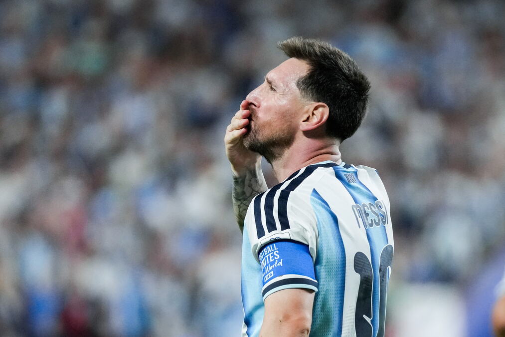Messi'nin Gözyaşları Dünyayı Sarstı: Hat-Trick'in Ardındaki Gerçek