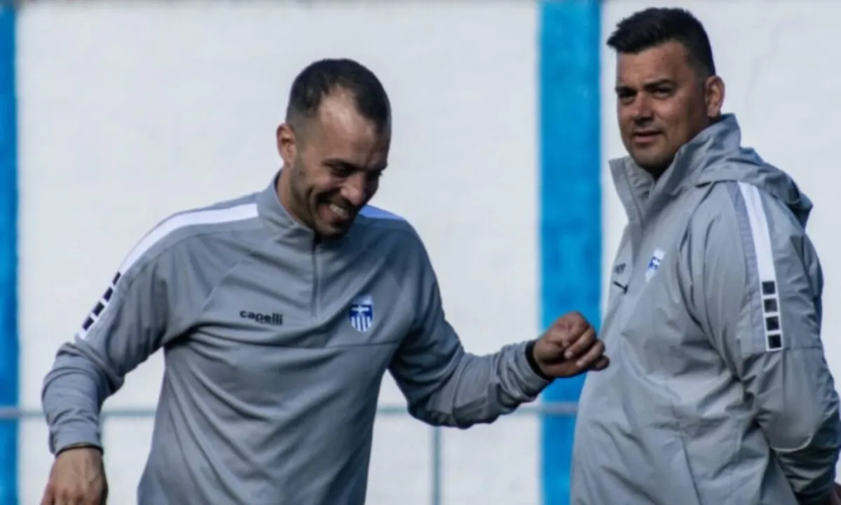 Christofilias Kalamata'ya Provyachi ve Stamatoula'yu Getirmek İstiyor!